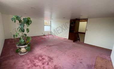 CASA EN BOSQUES DE LA HERRADURA CON JARDIN Y CUATRO RECAMARAS