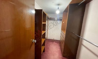 CASA EN BOSQUES DE LA HERRADURA CON JARDIN Y CUATRO RECAMARAS