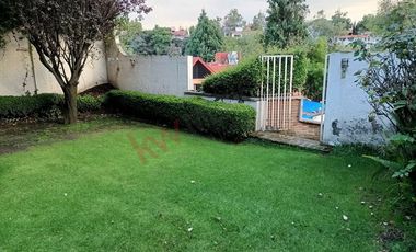 CASA EN BOSQUES DE LA HERRADURA CON JARDIN Y CUATRO RECAMARAS