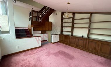 CASA EN BOSQUES DE LA HERRADURA CON JARDIN Y CUATRO RECAMARAS