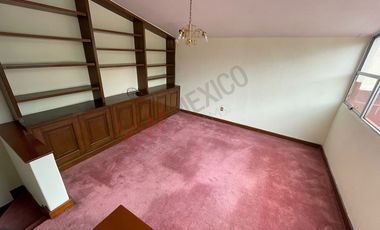 CASA EN BOSQUES DE LA HERRADURA CON JARDIN Y CUATRO RECAMARAS