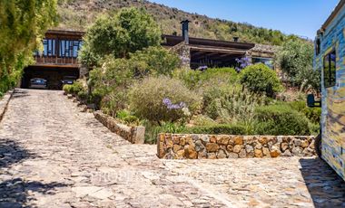 Propiedad Inspirada en lo mejor del Mundo en Condominio Exclusivo con Energía Fotovoltaica