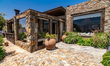 Propiedad Inspirada en lo mejor del Mundo en Condominio Exclusivo con Energía Fotovoltaica