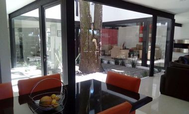 Casa moderna en venta