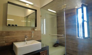 Hermosa casa de 3 niveles de oportunidad en venta Solares