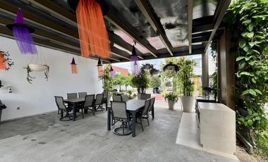 Hermosa casa de 3 niveles de oportunidad en venta Solares