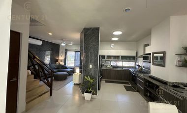 Hermosa Casa en Venta Amueblada en  Alegranza 4h/4.5b Playa del Carmen  P4176