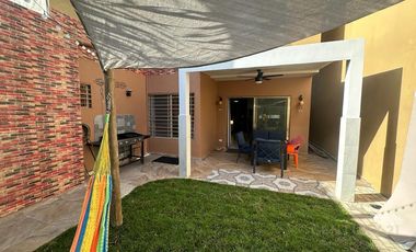 Hermosa Casa en Venta Amueblada en  Alegranza 4h/4.5b Playa del Carmen  P4176