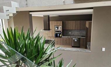 Casa en  Fraccionamiento privado con acceso controlado