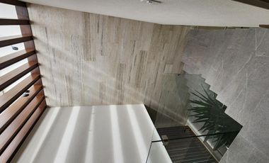 Casa en  Fraccionamiento privado con acceso controlado