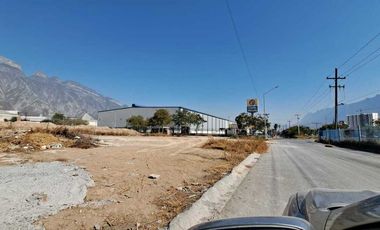 SE RENTA TERRENO EN SANTA CATARINA