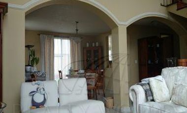 Casas en Venta en La Concepción Coatipac (La Conchita)