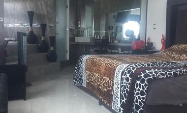 EXCEPCIONAL CASA  CON ALBERCA Y PANELES SOLARES EN RENTA O VENTA EN COL. JARDINES