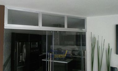 EXCEPCIONAL CASA  CON ALBERCA Y PANELES SOLARES EN RENTA O VENTA EN COL. JARDINES