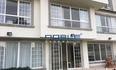 Casa Venta en Condominio Bosques de Las Lomas