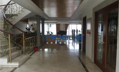 Casa Venta en Condominio Bosques de Las Lomas
