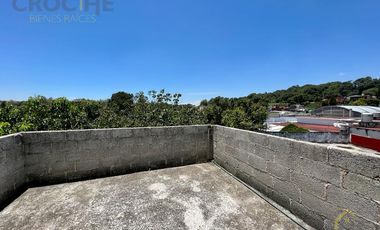Casa en venta en el centro de Banderilla