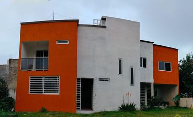 Casa en venta en el centro de Banderilla