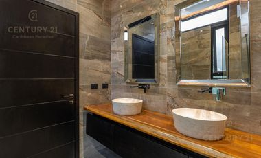 Venta hermosa casa 4 recamaras en Aldea Zama Premium Tulum P4005