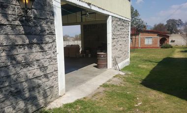 Nave Industrial con casa habitación - Santa Cruz Chignahuapan Lerma