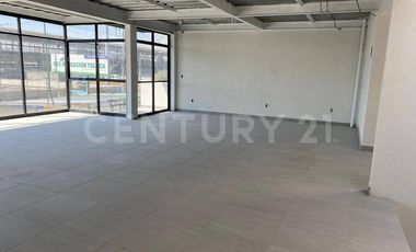 Edificio Comercial - Metepec
