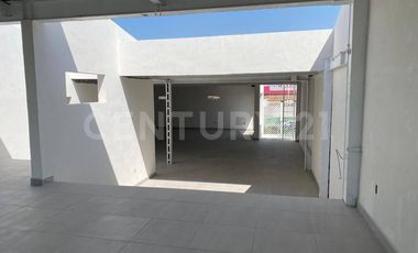 Edificio Comercial - Metepec
