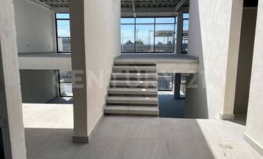 Edificio Comercial - Metepec