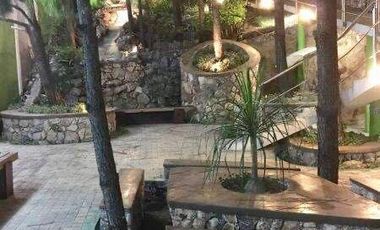 Casa en Venta en Valle con Alberca, cancha de Basquet, Fut y Tennis
