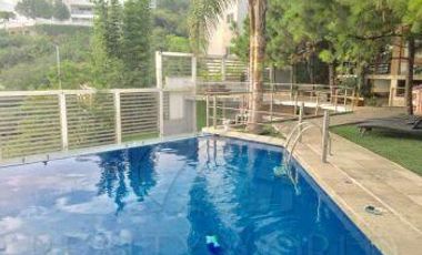 Casa en Venta en Valle con Alberca, cancha de Basquet, Fut y Tennis