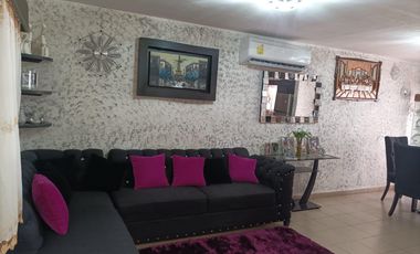 Hermosa Casa en Venta Amueblada y Equipada en Fracc. Fuente de Santa Lucia, Apodaca NL