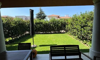 Casa en venta en Club de Golf los Encinos