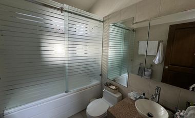 Casa en venta en Club de Golf los Encinos