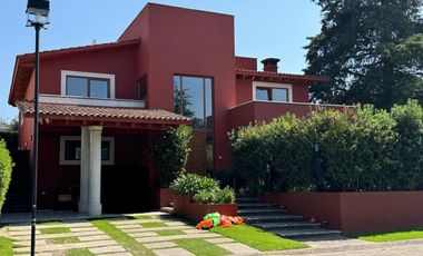 Casa en venta en Club de Golf los Encinos