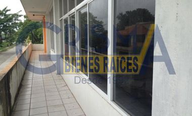 RENTA LOCALES EN EDIFICIO SOBRE BOULEVARD A LA PLAYA