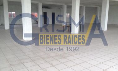 RENTA LOCALES EN EDIFICIO SOBRE BOULEVARD A LA PLAYA