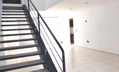 Casa en  CUMBRES DEL CIMATARIO en RENTA (eg)