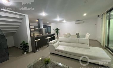 Renta de Casa Amueblada en Av. Carlos Talavera, Col. Santa Rosa, Coatzacoalcos, Ver.