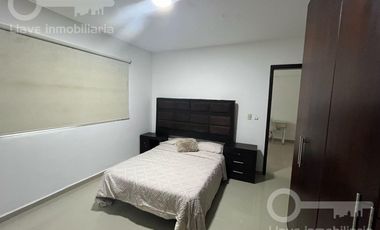 Renta de Casa Amueblada en Av. Carlos Talavera, Col. Santa Rosa, Coatzacoalcos, Ver.