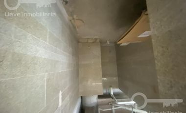 Oficina en renta ubicada en Av. Abraham Zabludovsky, Col. El encanto, en Coatzacoalcos, Veracruz.