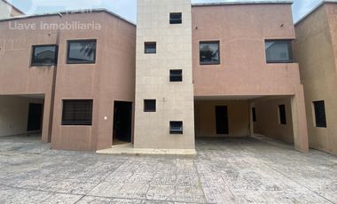 Renta de Casa Amueblada con 3 habitaciones en calle Sonora, Col. Petrolera, Coatzacoalcos, Ver.