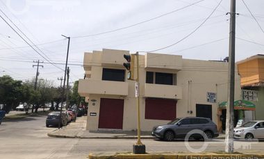 Local Comercial en Renta en esquina de Nicolás Bravo, Col. Centro, Coatzacoalcos, Ver.