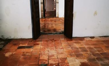 Casa comercial en zona peatonal, Yuriria, Gto.