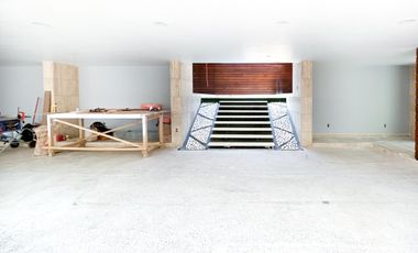 CASA EN RENTA CON USO DE SUELO OFICINAS  O HABITACIONAL EN LOMAS DE VIRREYES 1440 m2