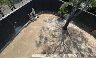 CASA EN RENTA CON USO DE SUELO OFICINAS  O HABITACIONAL EN LOMAS DE VIRREYES 1440 m2