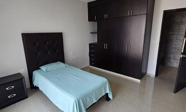 Departamento amueblado en renta ubicado en Raúl Anguiano, Fracc. Paraíso en Coatzacoalcos, Veracruz.