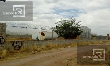 TERRENO INDUSTRIAL  EN VENTA O RENTA CERCA DE LA LOMBARDO TOLEDANO PEGADO A LAS VIAS DEL TREN