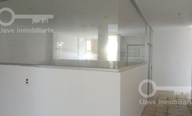 Edificio con oficinas en renta en  calle Francisco I Madero, Col. María De la Piedad, en Coatzacoalcos, Veracruz.