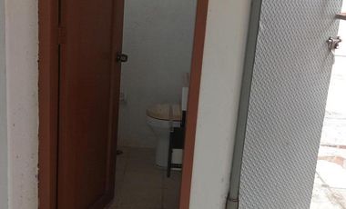 Edificio con oficinas en renta en  calle Francisco I Madero, Col. María De la Piedad, en Coatzacoalcos, Veracruz.