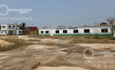 Terreno industrial o comercial en renta, ubicado en Carretera Estatal Mina- Coatza, Km 16, Col. Calzadas, en Cosoleacaque Veracruz.