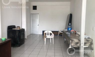 Renta de Oficina con Bodega en Carretera a Villahermosa, Col. Frutos de la Revolución, Coatzacoalcos, Ver.